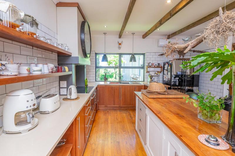 7 Bedroom Property for Sale in Somerset West Western Cape
